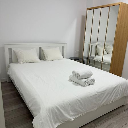 Catedral Apartment Boekarest Buitenkant foto