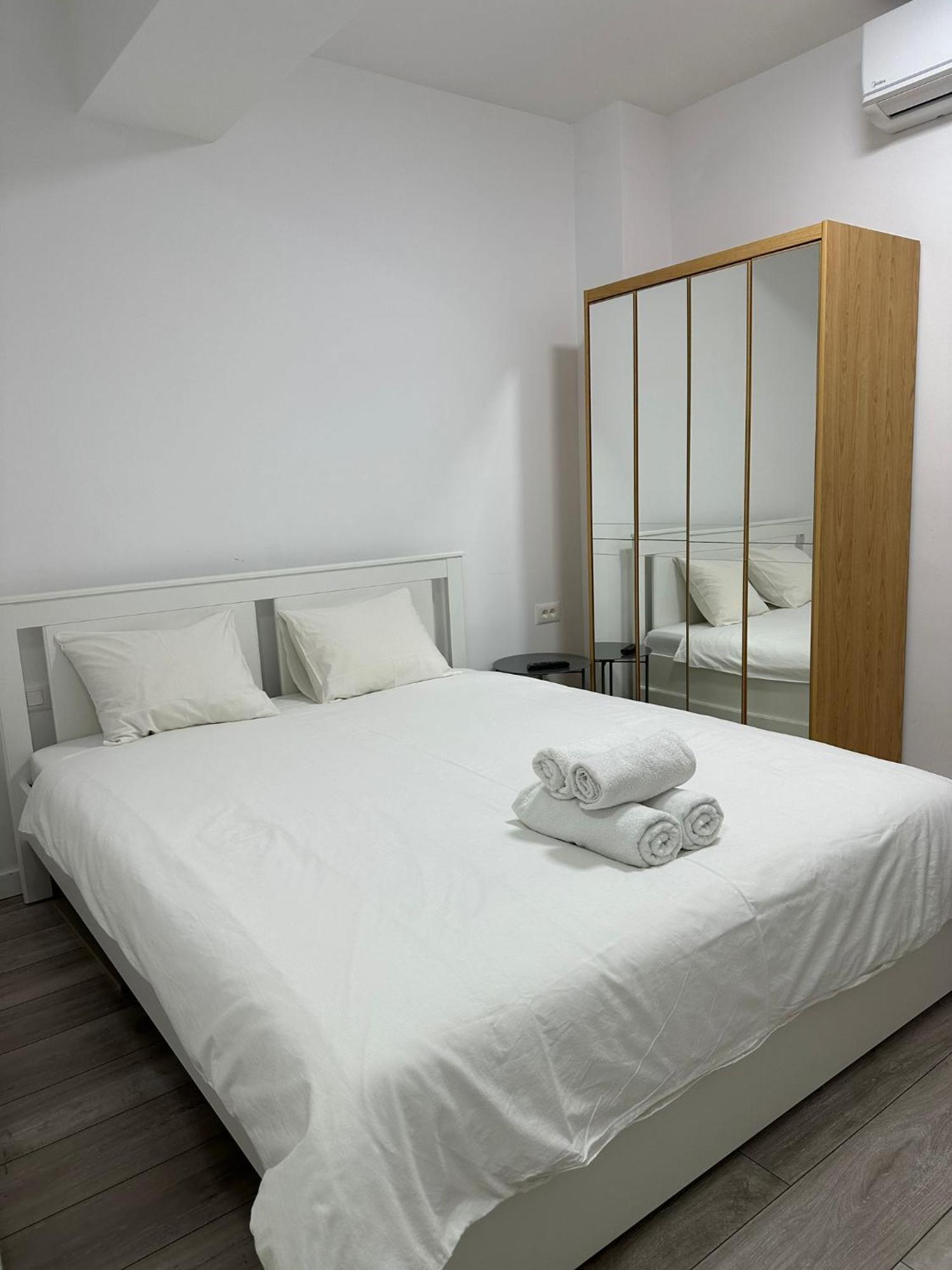 Catedral Apartment Boekarest Buitenkant foto